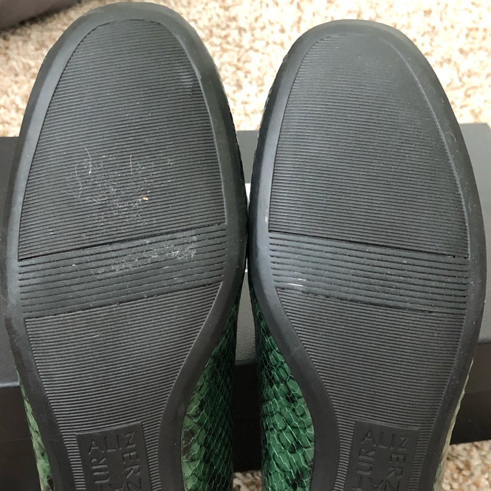 NIB Naturalizer Leather Snake Print Flats - Picture 8 of 10